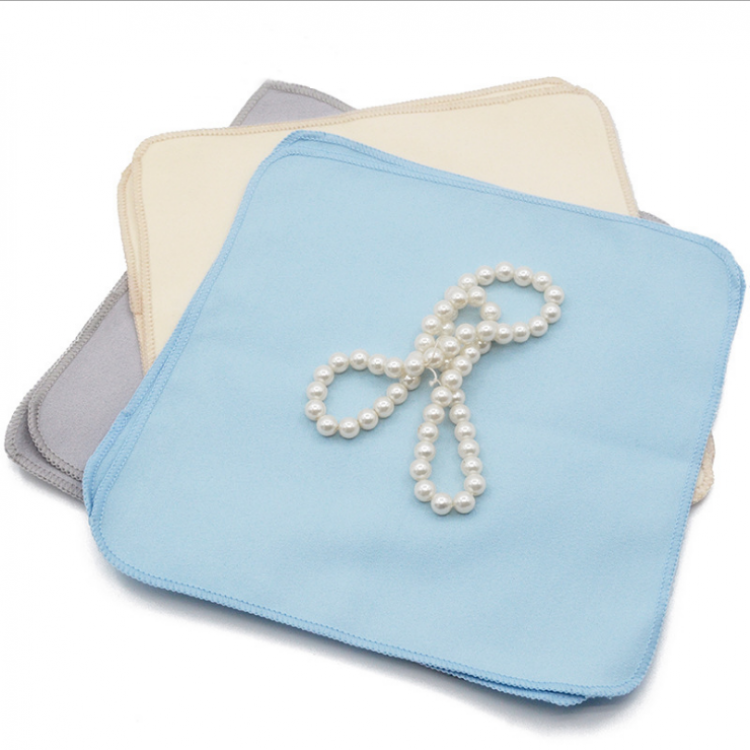 Reusable Soft Cloth for Cleaning & Polishing Pearl Jewelry